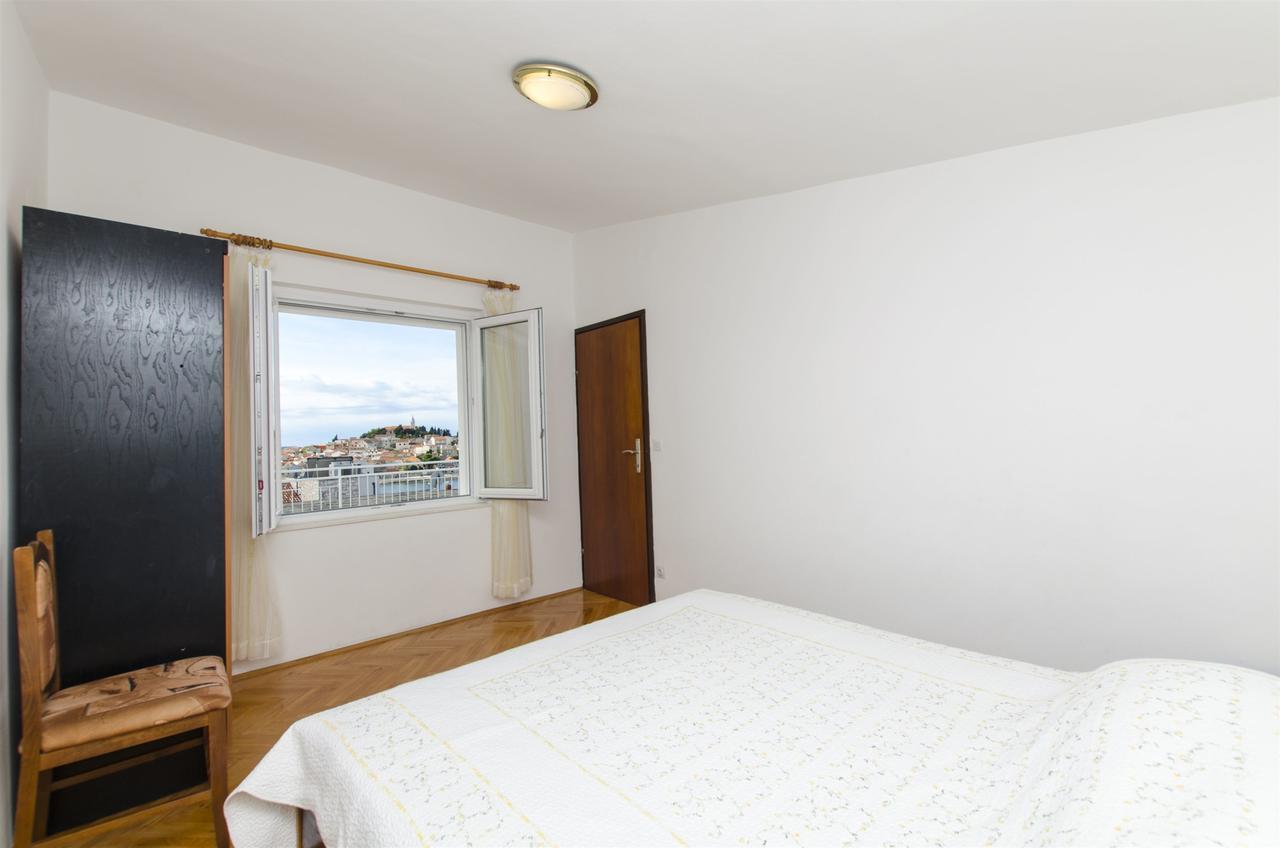 פרימוסטן Apartment Josipa מראה חיצוני תמונה